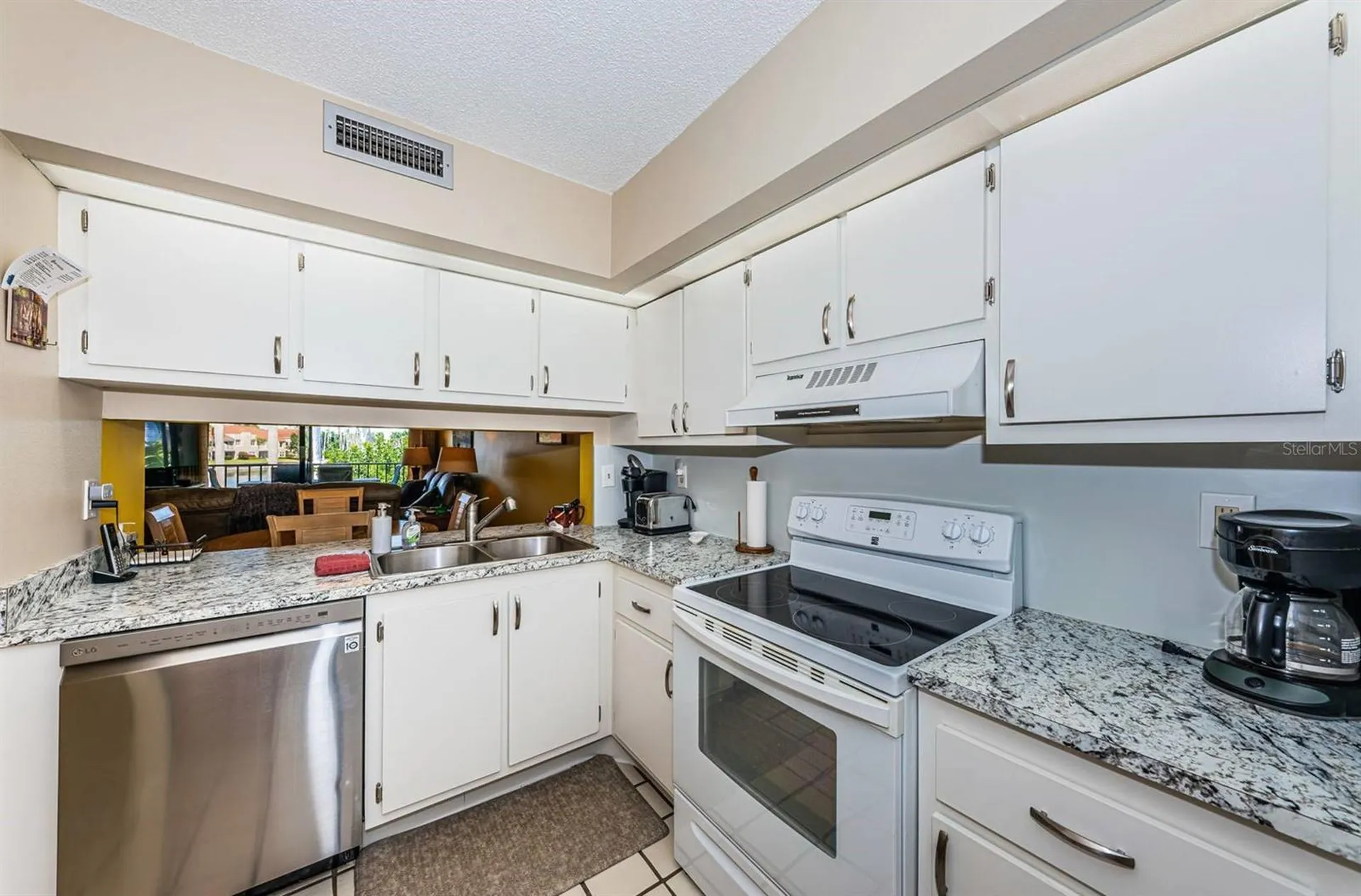 6273 Bahia Del Mar Boulevard St Petersburg FL 33715