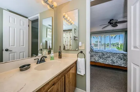 6273 Bahia Del Mar Boulevard St Petersburg FL 33715