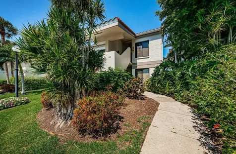 6273 Bahia Del Mar Boulevard St Petersburg FL 33715