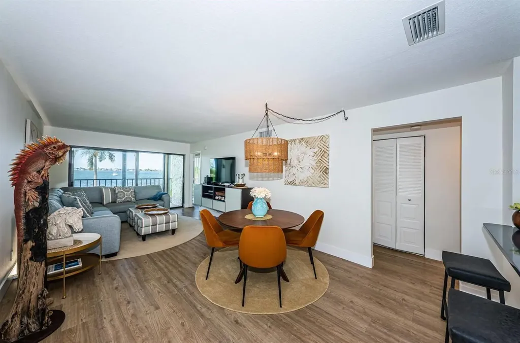 6365 Bahia Del Mar Boulevard St Petersburg FL 33715