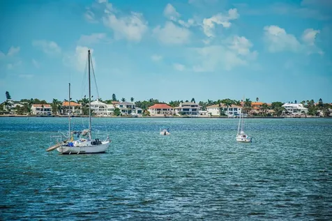 6365 Bahia Del Mar Boulevard St Petersburg FL 33715