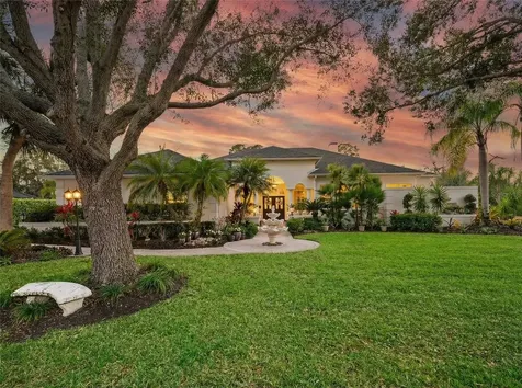 10147 Cherry Hills Avenue Circle Bradenton FL 34202