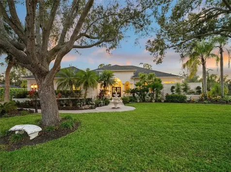 10147 Cherry Hills Avenue Circle Bradenton FL 34202