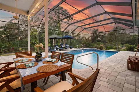 10147 Cherry Hills Avenue Circle Bradenton FL 34202