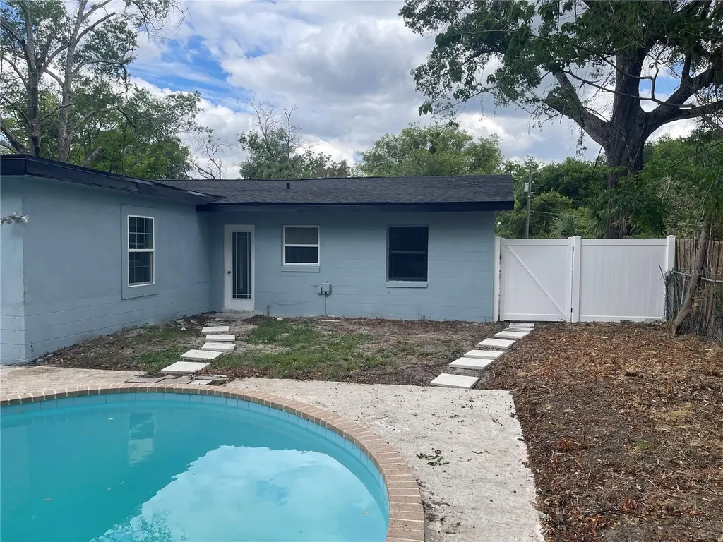 6709 Hill Top Road Orlando FL 32810