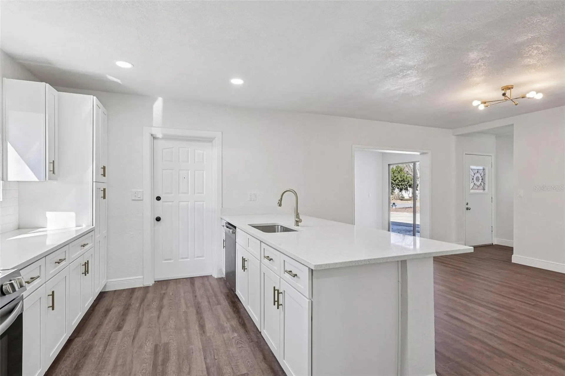 6709 Hill Top Road Orlando FL 32810