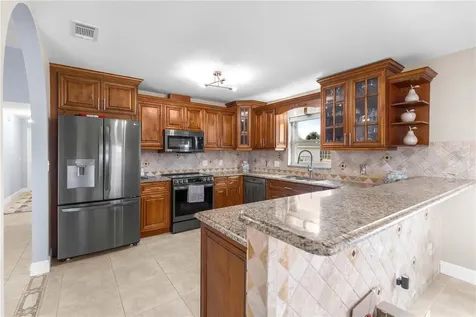 9336 County Road 125d Wildwood FL 34785