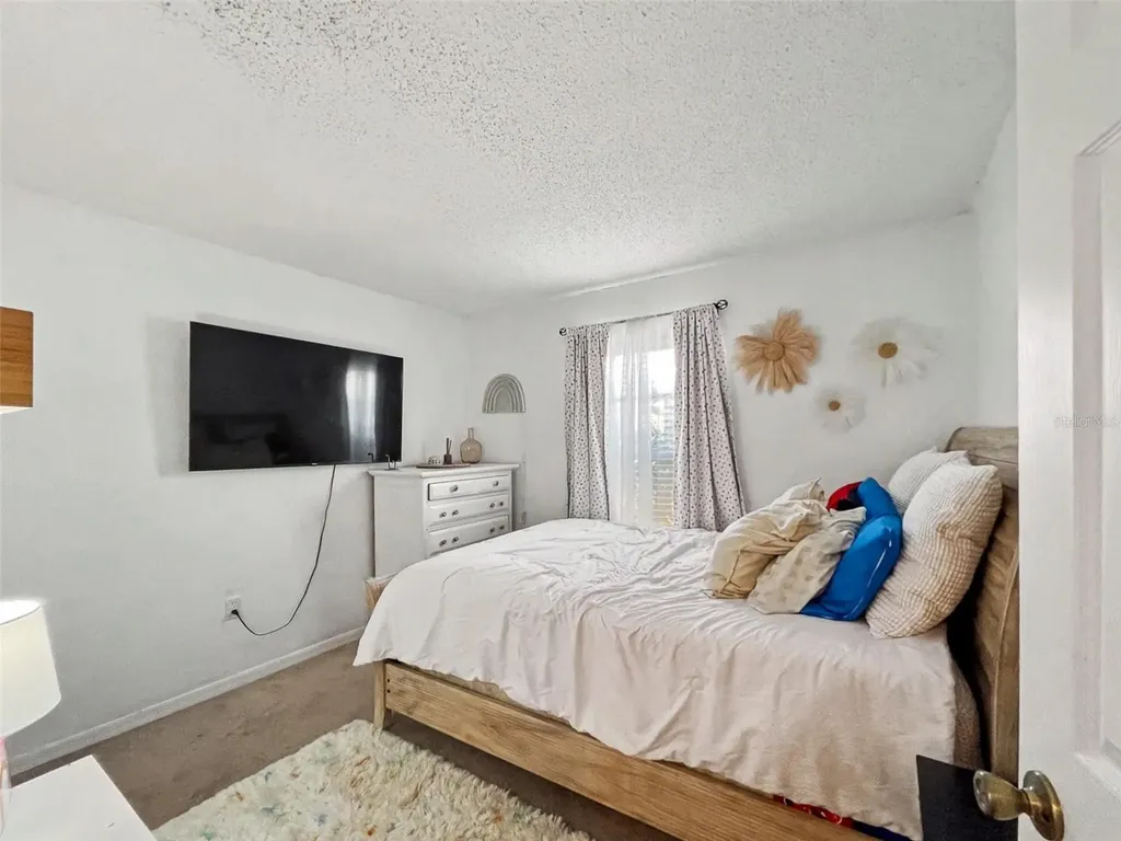 341 Dahoon Holly Drive Daytona Beach FL 32117