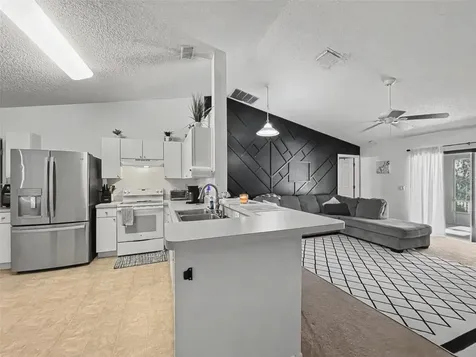 341 Dahoon Holly Drive Daytona Beach FL 32117