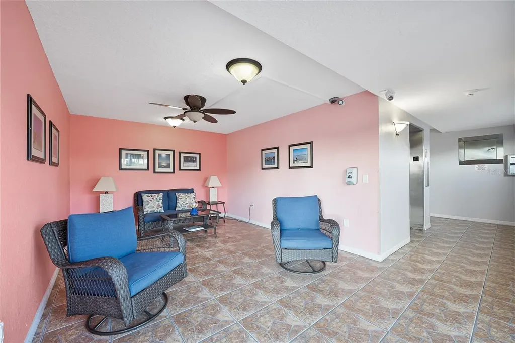 2711 N Halifax Avenue Daytona Beach FL 32118