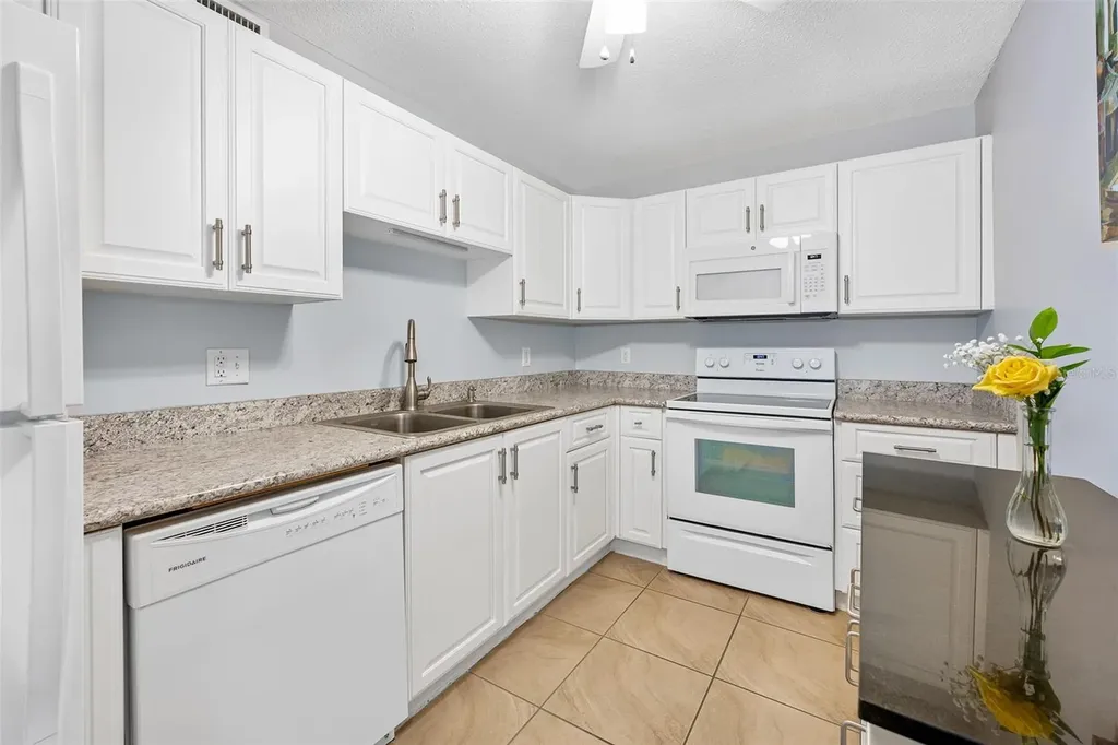 2711 N Halifax Avenue Daytona Beach FL 32118