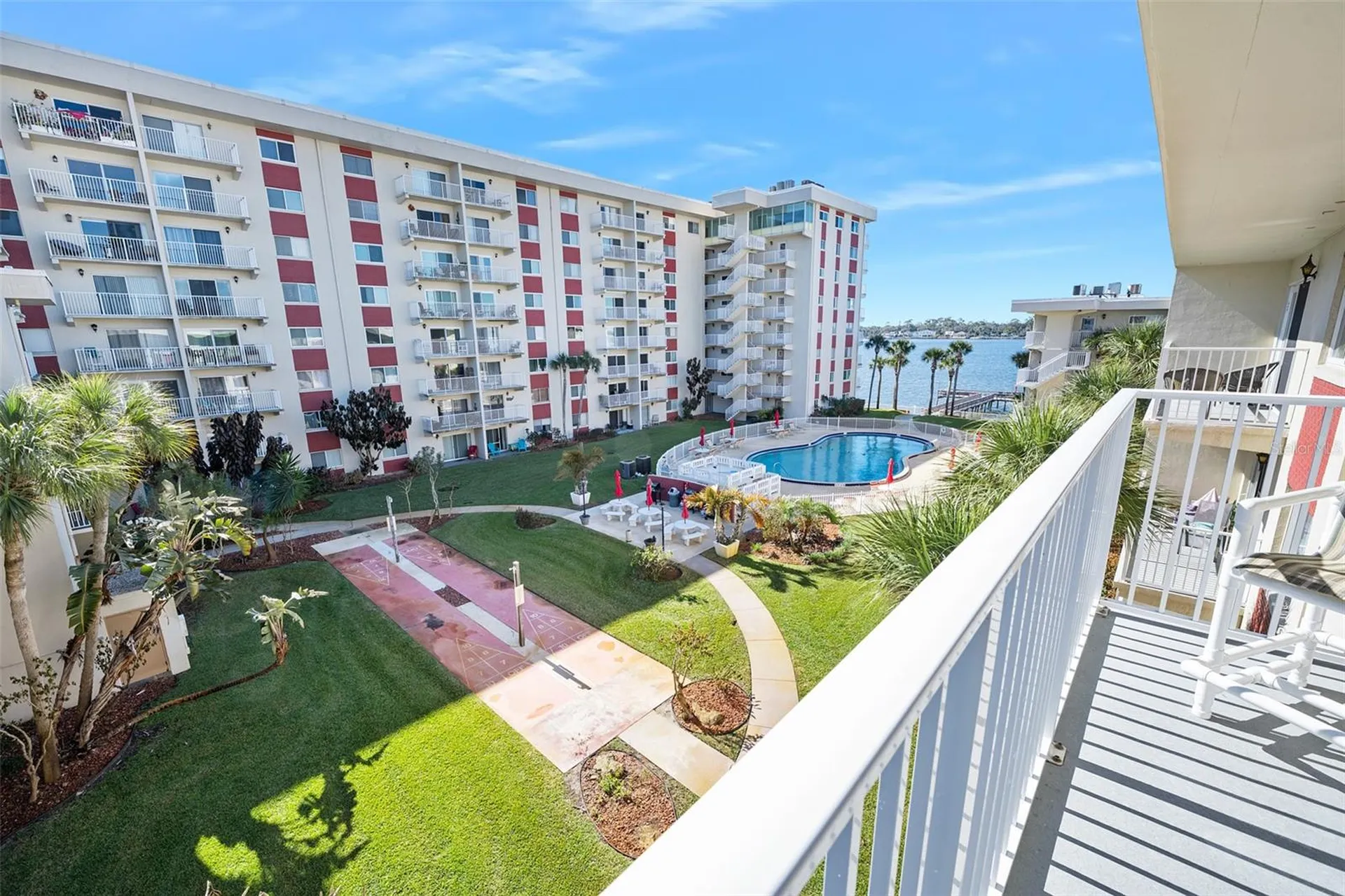 2711 N Halifax Avenue Daytona Beach FL 32118