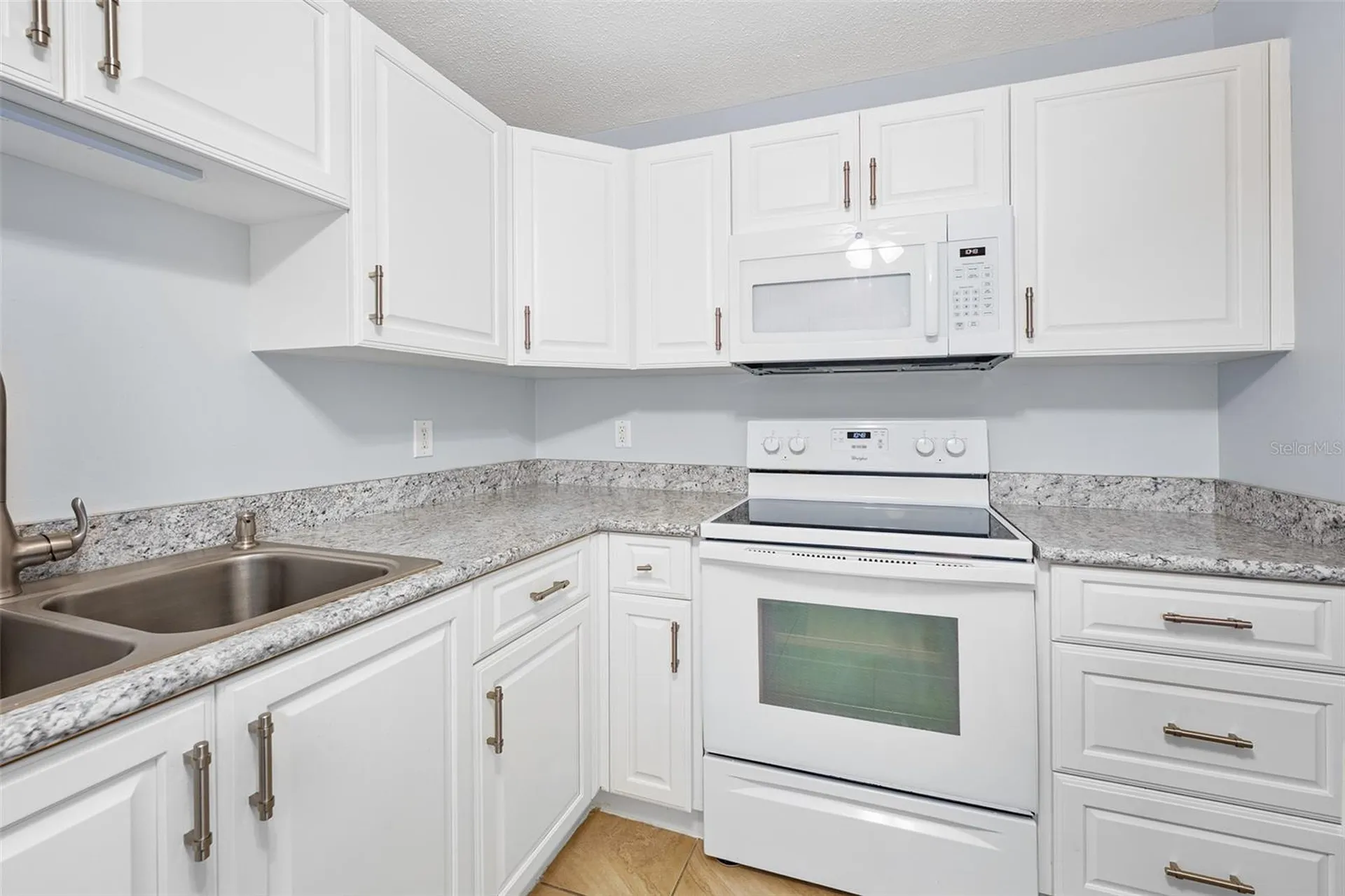 2711 N Halifax Avenue Daytona Beach FL 32118