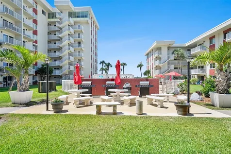 2711 N Halifax Avenue Daytona Beach FL 32118