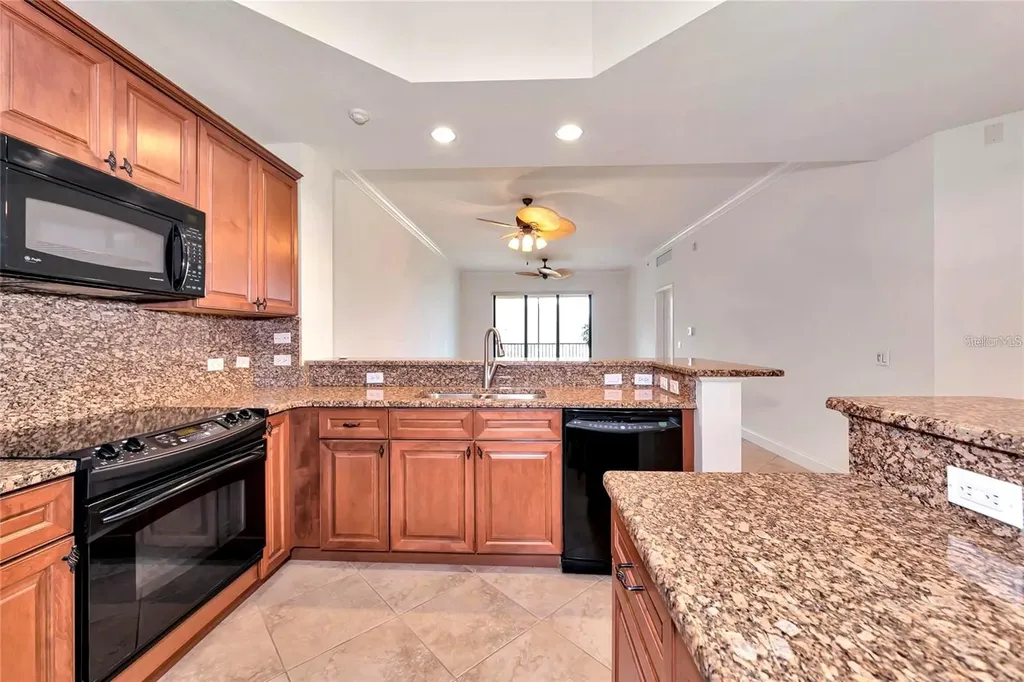 7702 Lake Vista Court Bradenton FL 34202