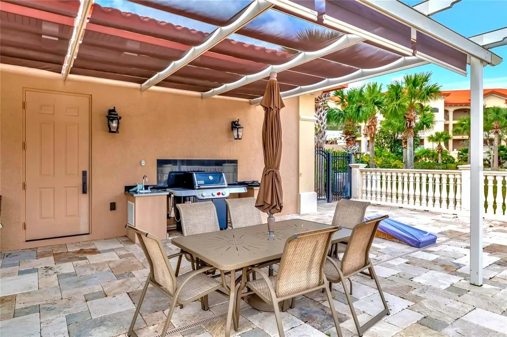 7702 Lake Vista Court Bradenton FL 34202