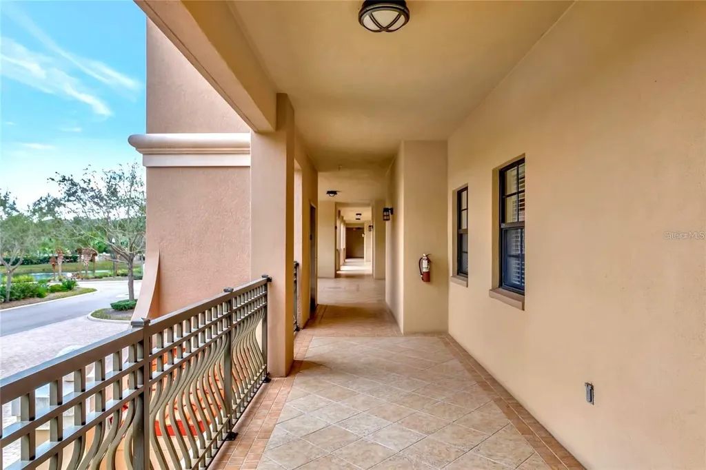 7702 Lake Vista Court Bradenton FL 34202