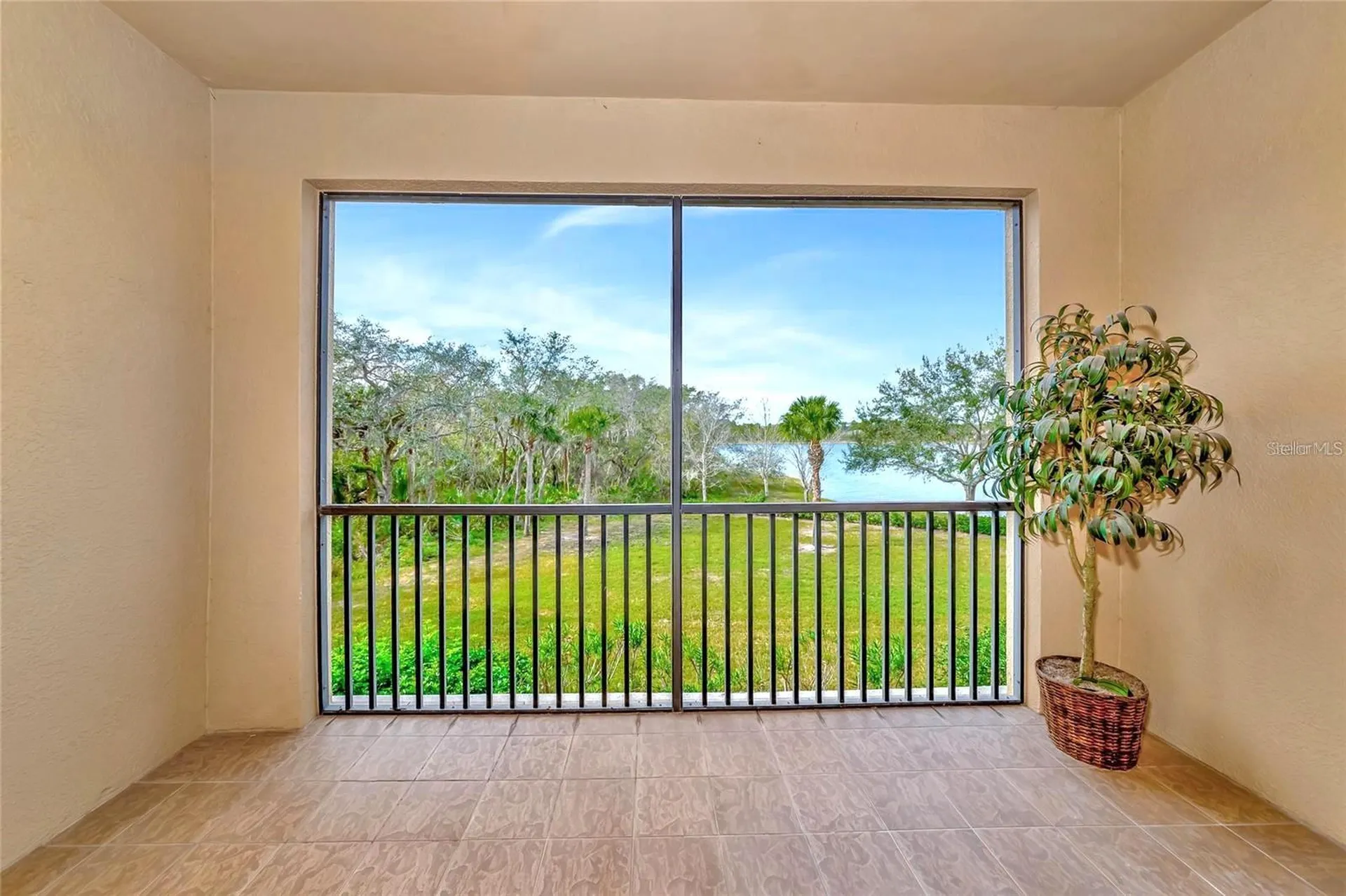 7702 Lake Vista Court Bradenton FL 34202
