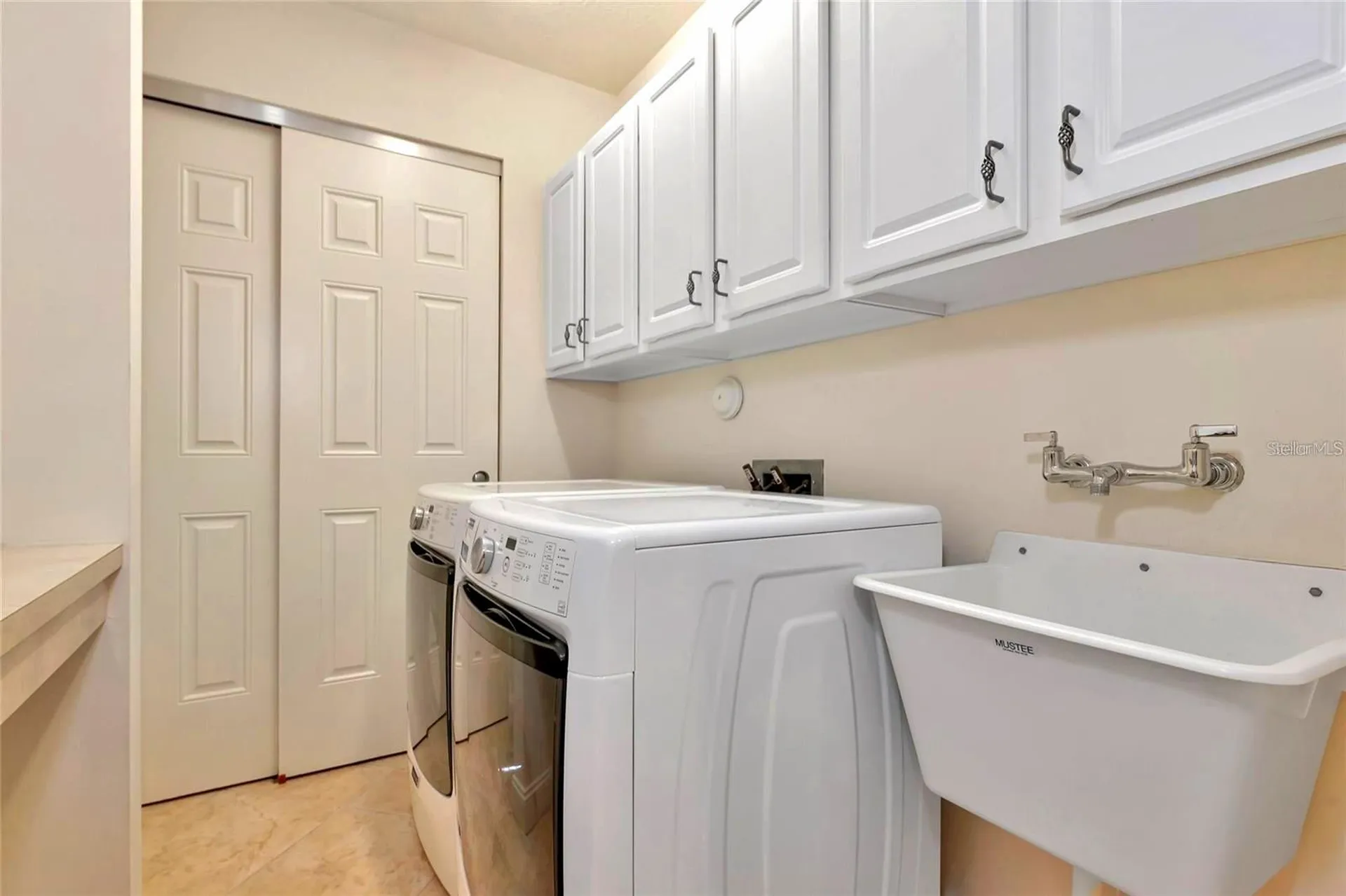 7702 Lake Vista Court Bradenton FL 34202