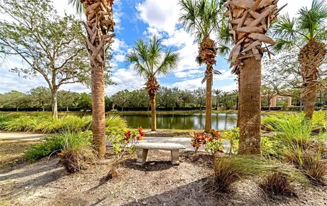 7702 Lake Vista Court Bradenton FL 34202