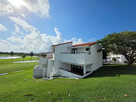 4C Cluster 2 Rio Mar Boulevard Rio Grande PR 00745
