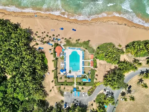 4C Cluster 2 Rio Mar Boulevard Rio Grande PR 00745
