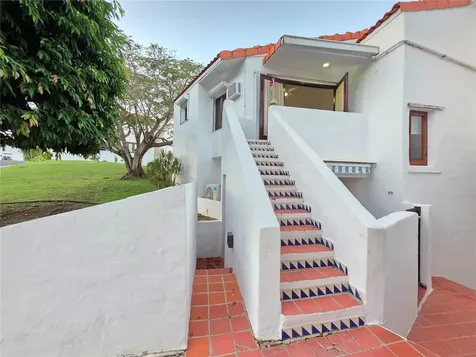 4C Cluster 2 Rio Mar Boulevard Rio Grande PR 00745