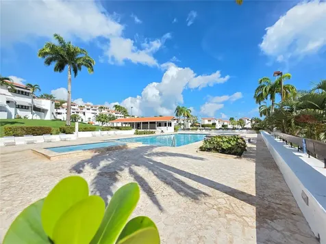 4C Cluster 2 Rio Mar Boulevard Rio Grande PR 00745