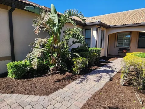13892 Alafaya Street Venice FL 34293