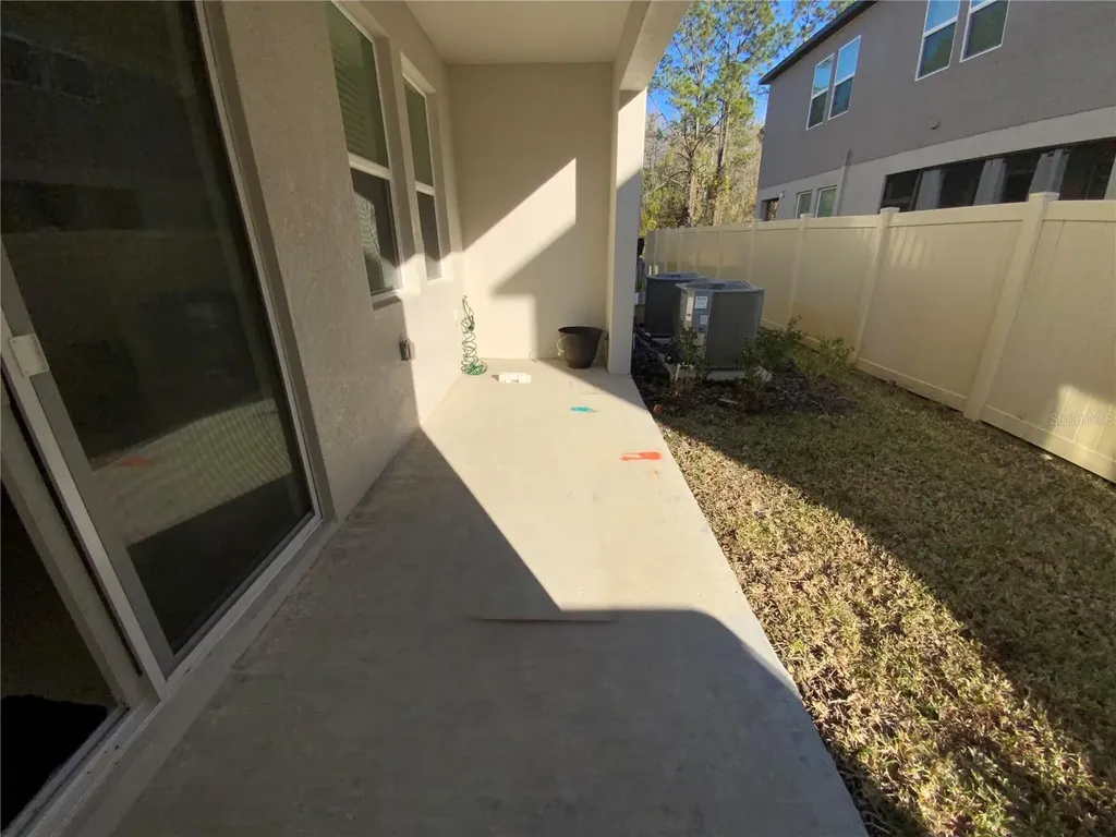 10823 Fort White Court Tampa FL 33647