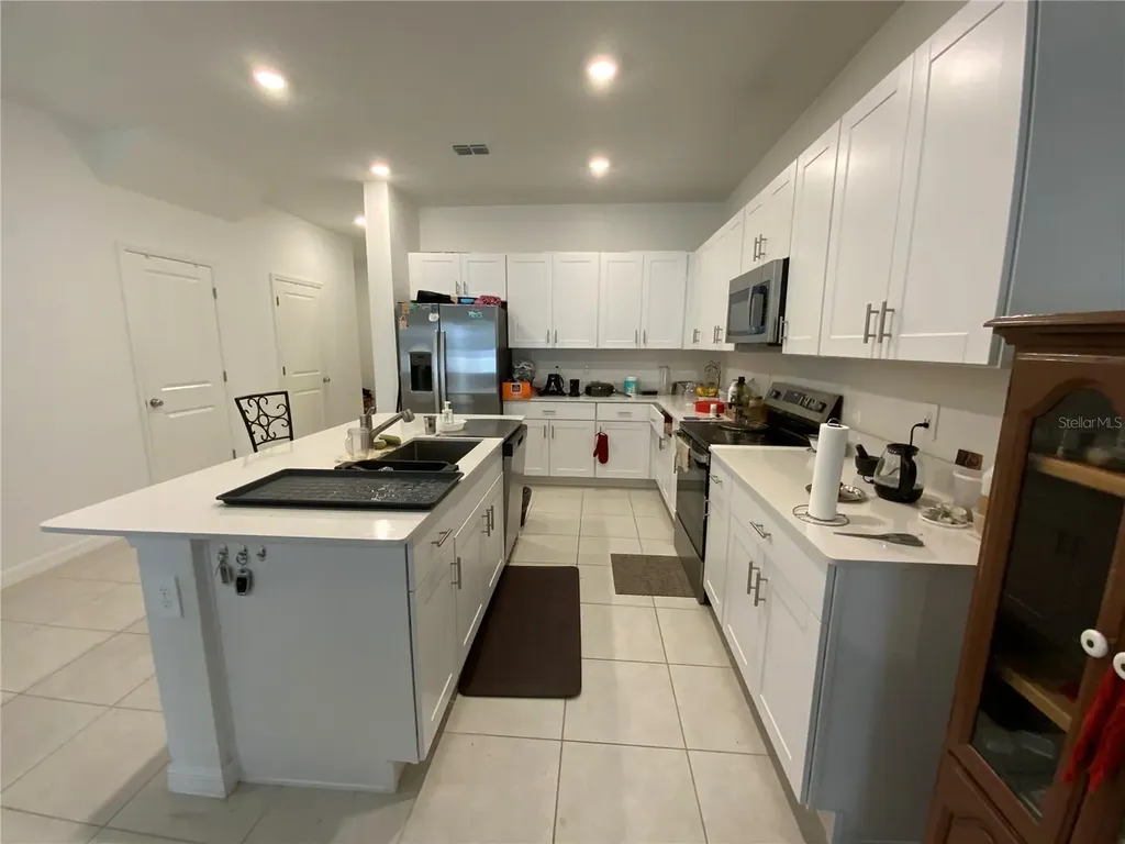 10823 Fort White Court Tampa FL 33647