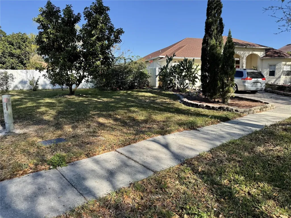 4203 Lugano Court Kissimmee FL 34746