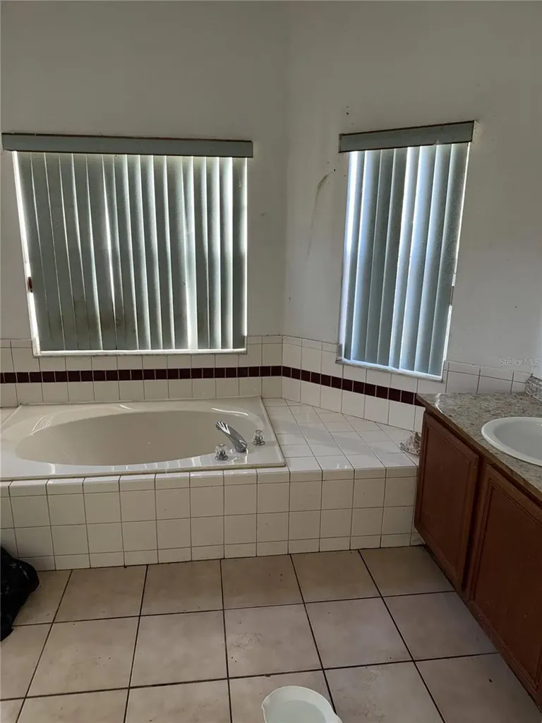 4203 Lugano Court Kissimmee FL 34746