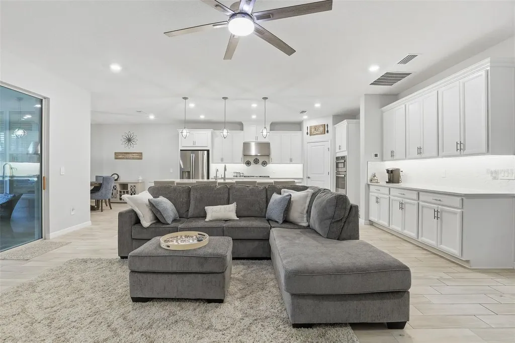 1271 Waterview Ridge Circle Apopka FL 32703
