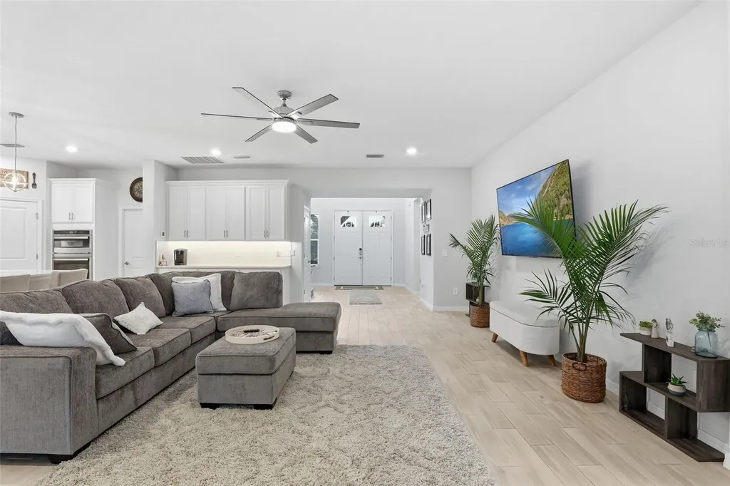 1271 Waterview Ridge Circle Apopka FL 32703
