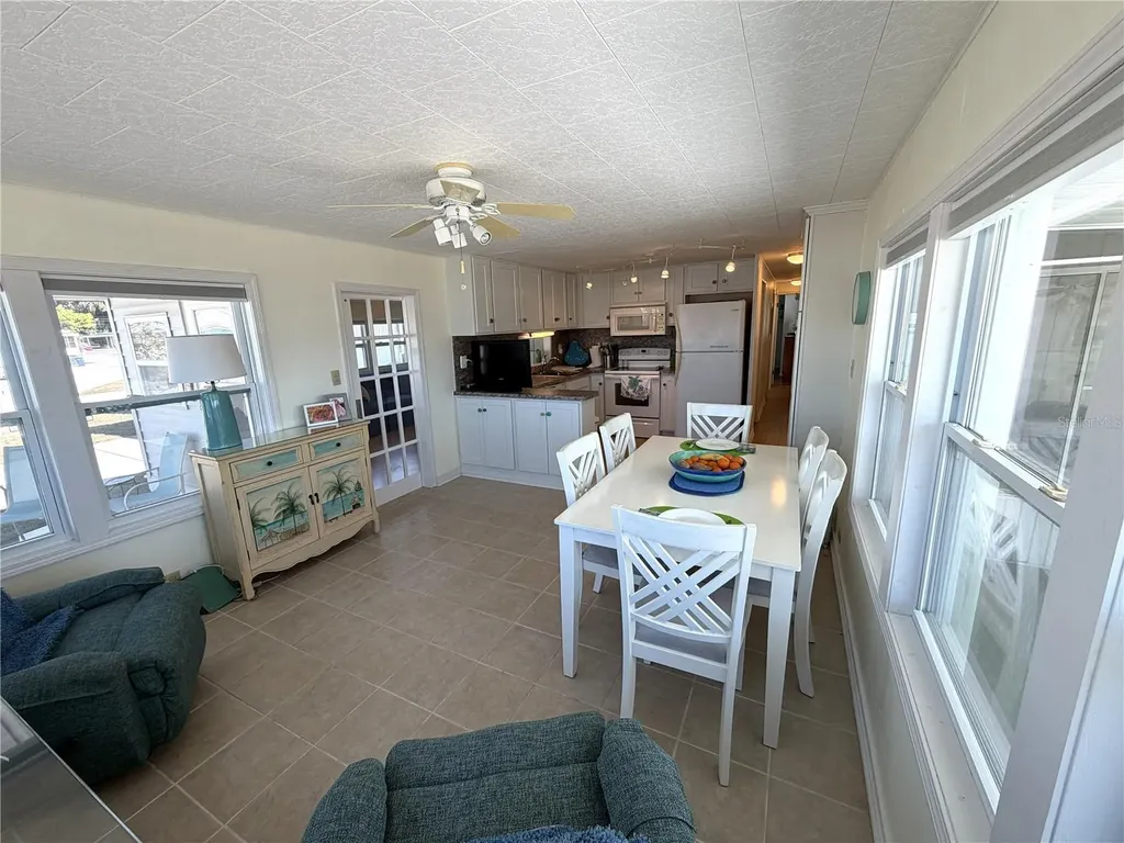 1862 Palm Springs Street Sarasota FL 34234