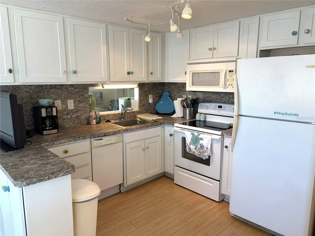 1862 Palm Springs Street Sarasota FL 34234