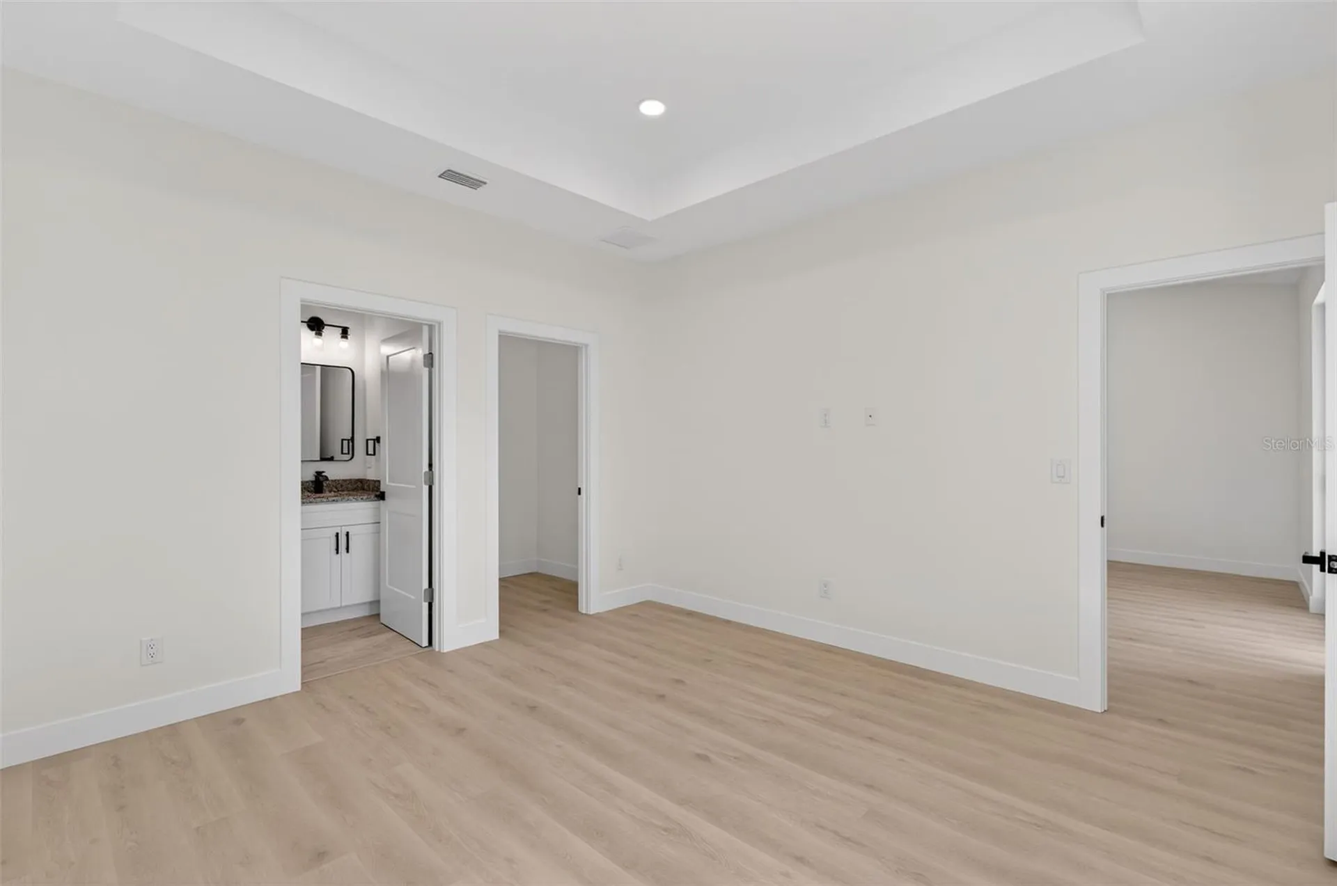 15523, 15525 Chamberlain Boulevard Port Charlotte FL 33953