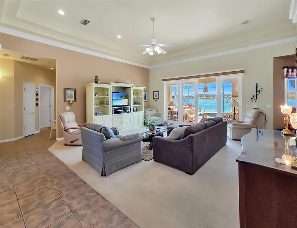 77 Hickory Loop Ocala FL 34472