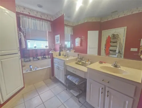 77 Hickory Loop Ocala FL 34472
