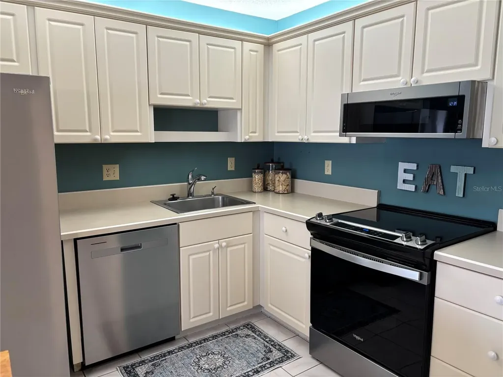 3801 40th Street Court W Bradenton FL 34205