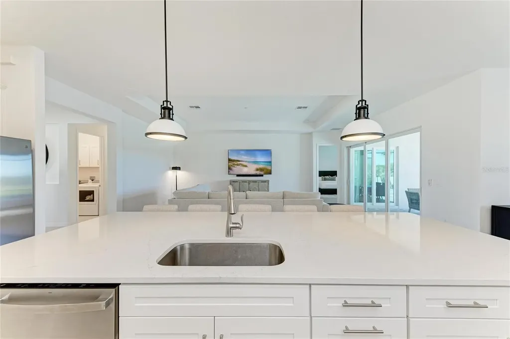5624 Lightning Whelk Lakewood Ranch FL 34211