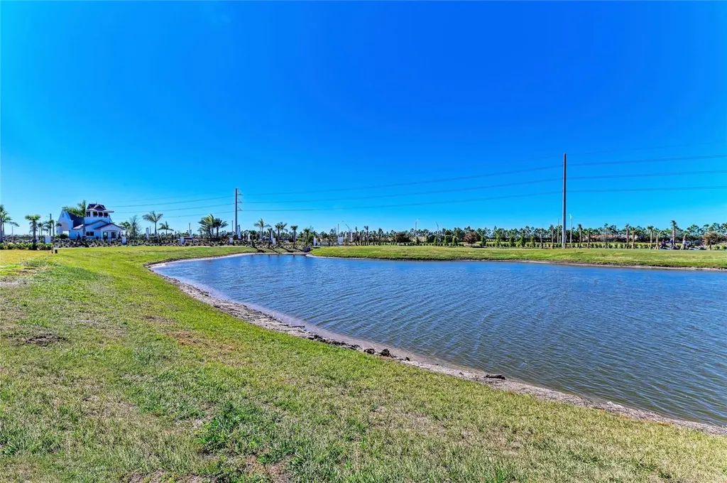 5624 Lightning Whelk Lakewood Ranch FL 34211