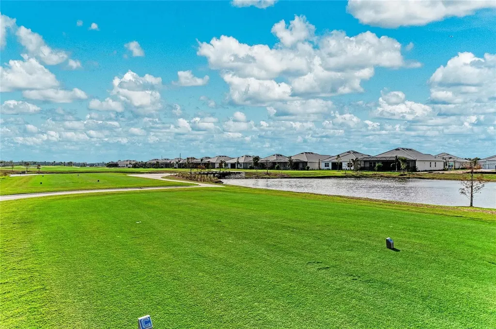 5624 Lightning Whelk Lakewood Ranch FL 34211