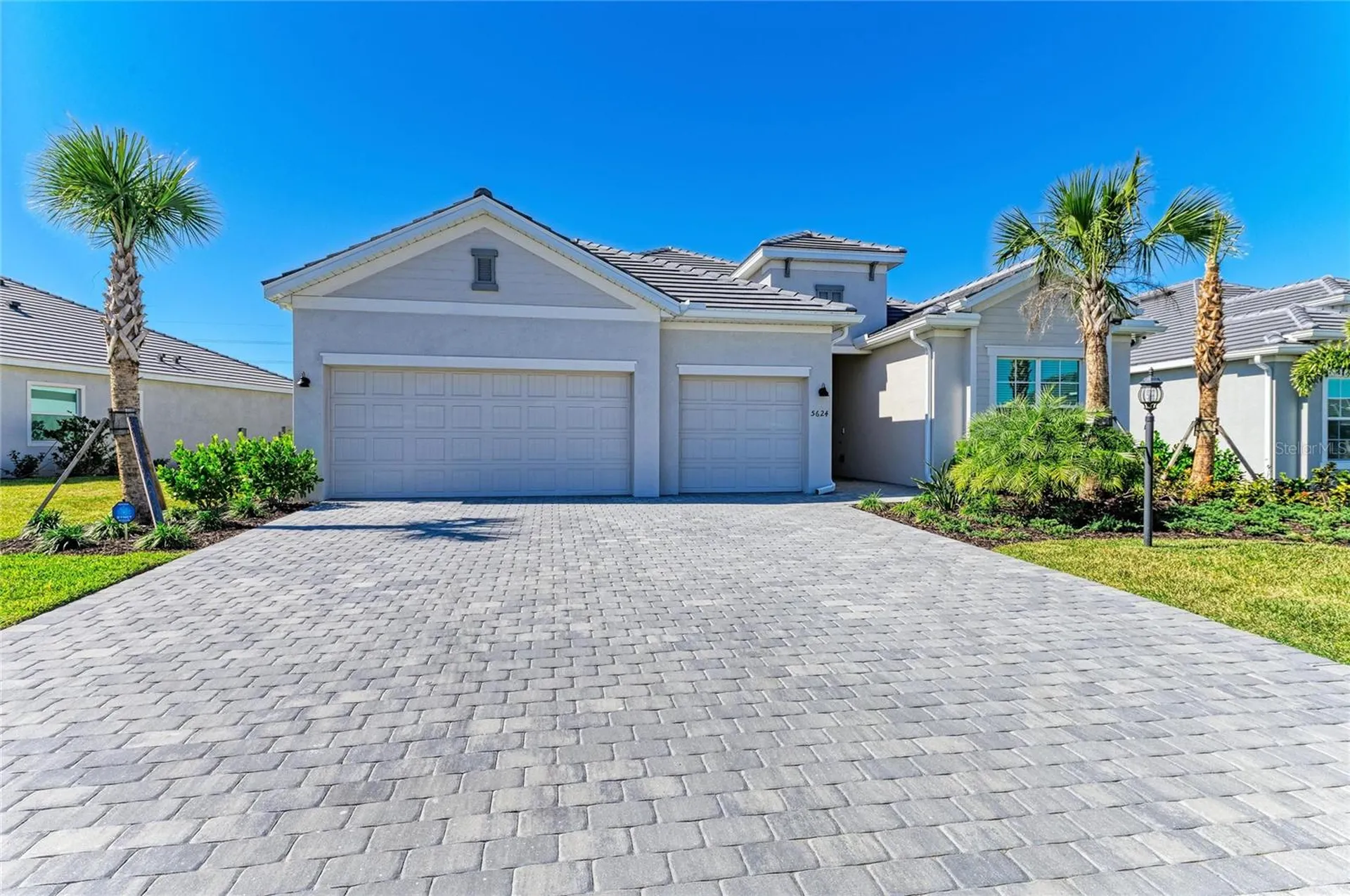 5624 Lightning Whelk Lakewood Ranch FL 34211