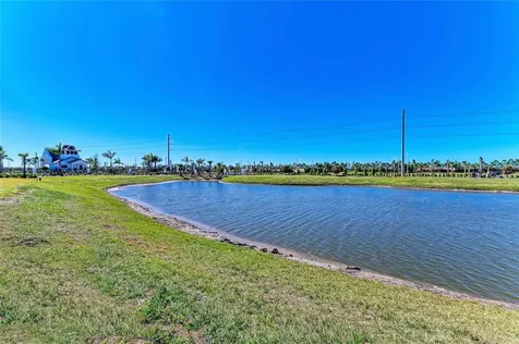 5624 Lightning Whelk Lakewood Ranch FL 34211
