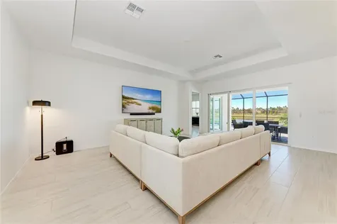 5624 Lightning Whelk Lakewood Ranch FL 34211
