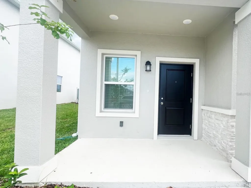 2821 Pierr Street Davenport FL 33837