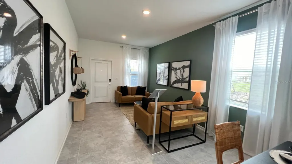 2821 Pierr Street Davenport FL 33837