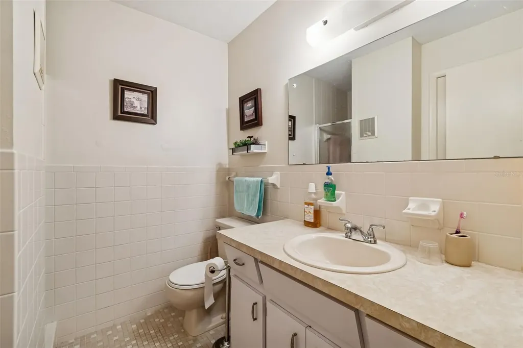 2226 Switzerland Way Clearwater FL 33763
